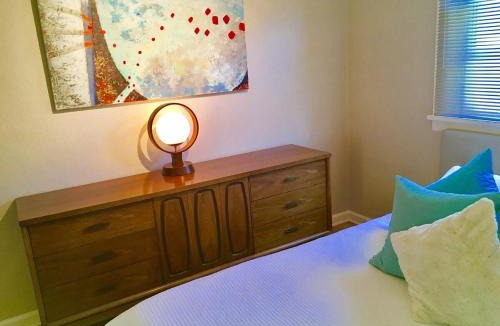 West Eugene House | Jackson Star, A Modern Mid-Century Dream near University of Oregon