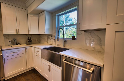 Jericho House | Jericho Gold Coast 3BR 2BA Home Walk to Whole Foods