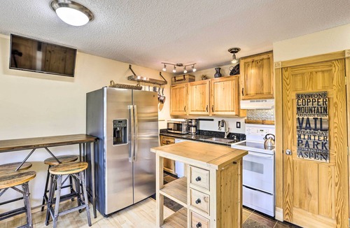 Mountain House Condo | Keystone Mountain Getaway: Walk to Ski Lifts
