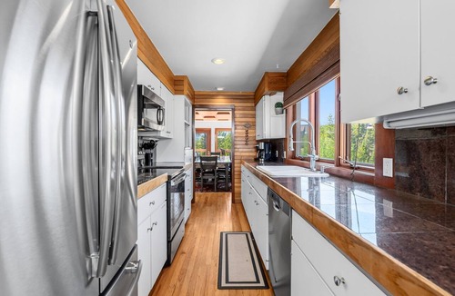 Keystone House | Keystone Resort Escape! Location! 360 Views, Trails, Snake River, HotTub, PETS