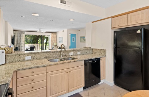 Arcadian Shores Villa | Kingston WHP 22B 1st floor Villa w/pool/beach