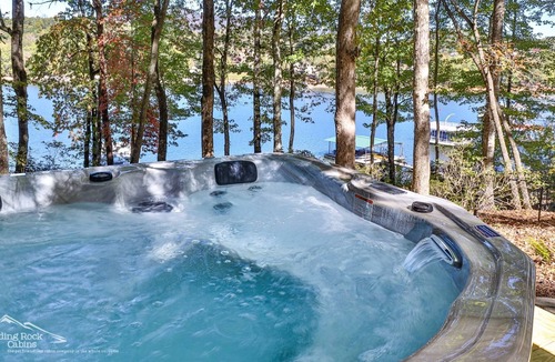 Hiawassee Cabin | Lake Reflections 3/3 Hot tub, pet friendly & fenced lakefront w/dock, paved.