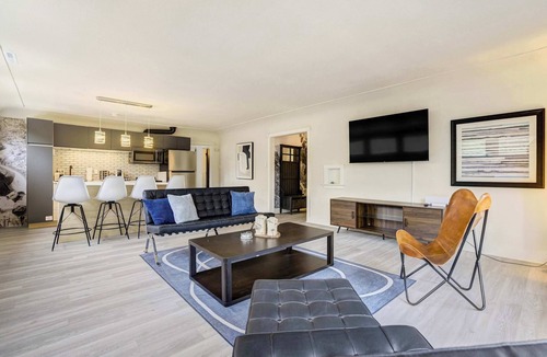 Green Mountain Falls Apartment | Lakeside Loft! Town Center Gem Near Gazebo Lake