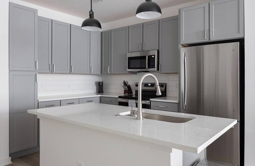 Broomfield Apartment | Landing | Chic 2BD, Clubhouse, Gym