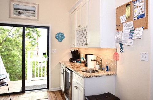 Rehoboth by the Sea House | Large Downtown Dewey Beach House Parking Pet Friendly
