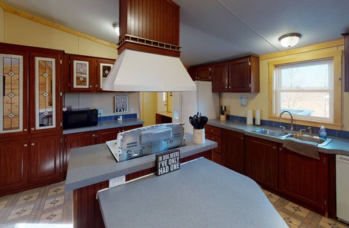 Nelsonville Cabin | Large, Open Sunset Cabin in Star of Hocking Hills
