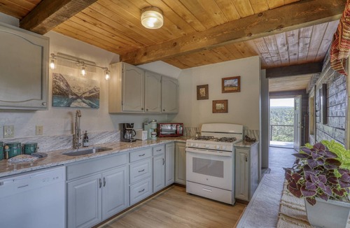 San Juan River Village House | Last-Min Summer Escape! Book Jul/Aug Stay by 7/31, 15% Off