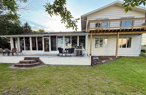 Webster House | Limited summer dates Lakefront sandy beach, sunroom, sauna, game room, kayaks!