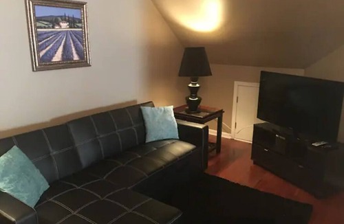 Dixie - Berryhill Apartment | Loft Apartment