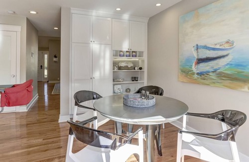 Annapolis House | Luxury home! 1 mi from USNA! 3 Bd/3.5 Ba with Private Heated & Salted Pool!