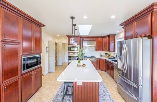 Sequim House | Luxury Olympic View Retreat Near National Park