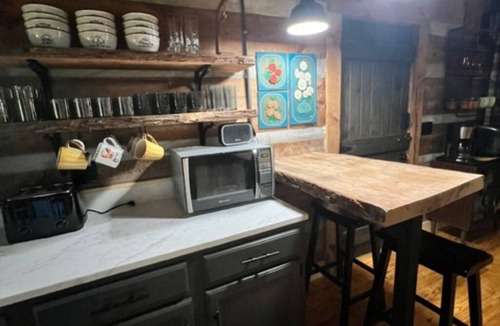 Cherokee Cabin | Marvelous 5-bedroom cabin in Western North Carolina
