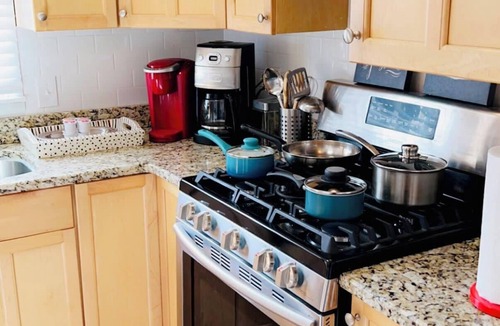 Piedmont Heights House | Midtown Townhouse Walking Distance to famed Beltline Trail and Piedmont Park