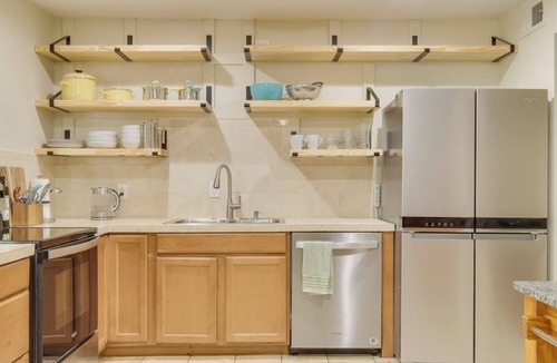 Jewell Heights - Hoffman Heights House | Modern 3BR Retreat Close to Anschutz & Denver Airport