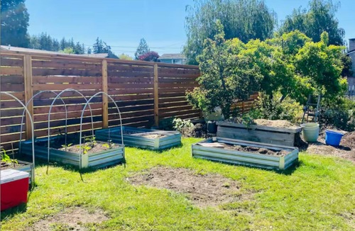 Anacortes Cottage | Modern & Light Filled 1-bedroom private garden cottage with AC in Anacortes
