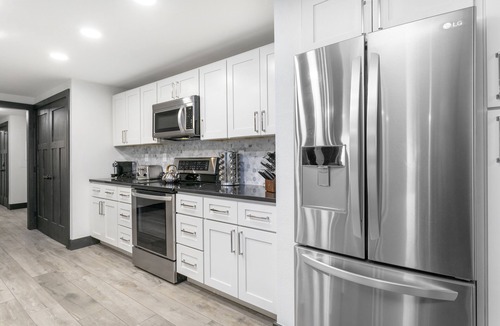 Avon Condo | Modern luxurious 4 BD w Views A605