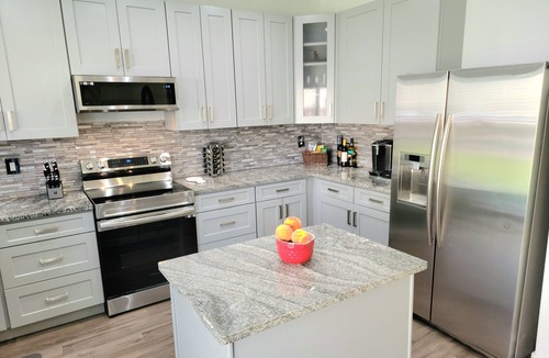 Green Valley Ranch House | Modern Spacious-5BR- 3.5Bath-DIA-Gaylord-GVR Golf-CU Medical