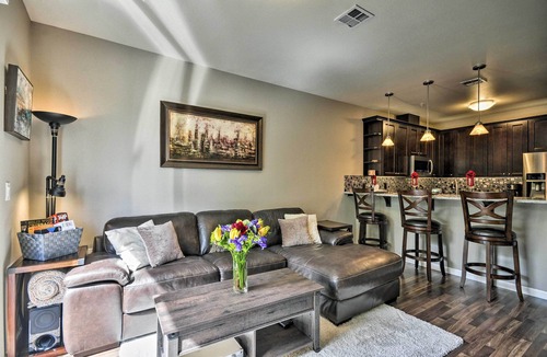 Hough House | Modern Vancouver Townhome - Right on Main St!