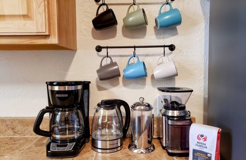 Orchard District House | Monthly Pet-Friendly Midtown House, fast WiFi, A/C