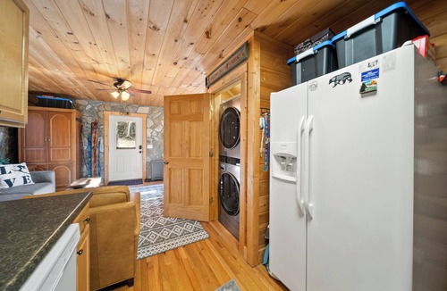 Charter Hills House | Mountain Stone Cabin by Creek with Hot Tub; 7 Mins to Skiing & Hiking