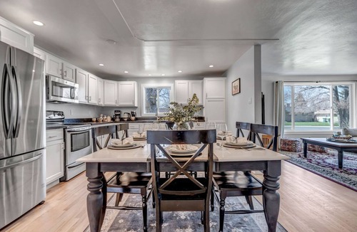 Barths House | Namastay Family Haven – 3BR with Yard & Firepit by Clear Creek