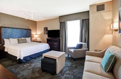 Salt Lake City Hotel | Near Salt Lake City Airport + Free Shuttle & Pool
