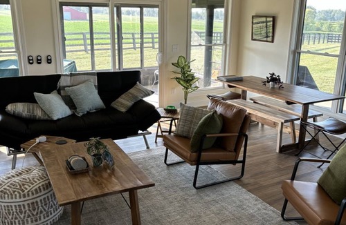 Rutland House | New 2-bedroom farmhouse on 23 acres of pasture, part of a working horse farm.