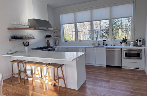 Bridgehampton House | New construction, 4-bedroom house with, fitness room in lovely Bridgehampton