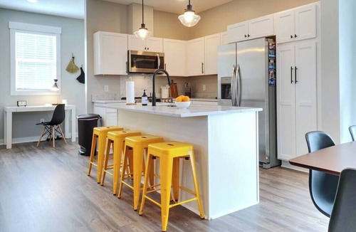 Candler House | *NEW* White Oak|3 Bed Pad|10minDT,Biltmore,WAVL