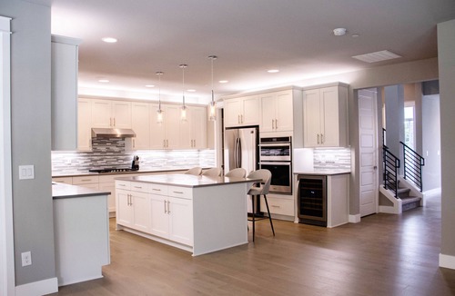 West Lake Stevens House | NEWLY BUILT Luxury Modern Home w/Spa & Sauna on 2.3 acres