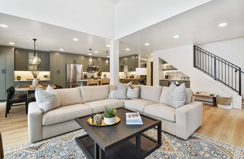 Deer Valley House | Newly & Fully Remodeled! Free Ski Shuttle to DV! AC & Hot Tub. Up to 25% Off!