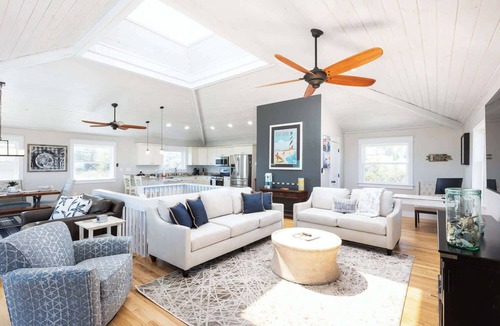 Carolina Dunes House | Newly Renovated Semi-Oceanfront Duck Home w/Pool