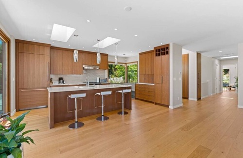 North Beach/Blue Ridge House | North Beach Modern · Beach Access & Private Yard