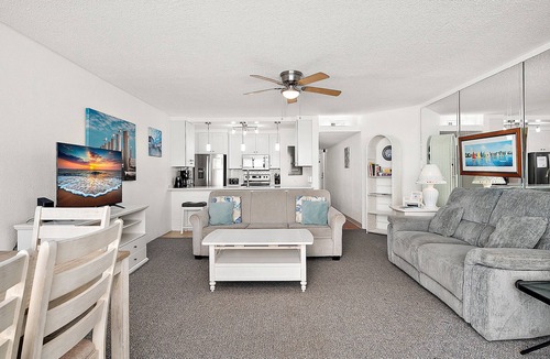 Little Salisbury Condo | Oceanfront 2 Bed/2 Bath, Sleeps 8, Outdoor Pool