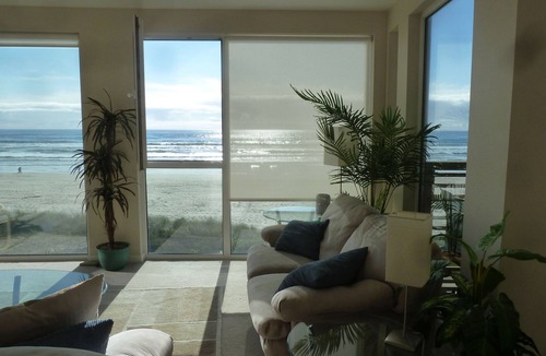 Rockaway Beach House | Oceanfront Beauty, Award Winner, Spectacular View with 7-mile Sandy Beach!