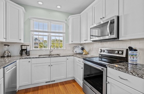 Emerald Isle House | Oceanfront duplex with direct beach access