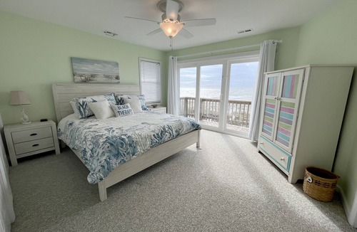 Emerald Isle House | Oceanfront Home with Direct Beach Access & Stunning Views in Emerald Isle