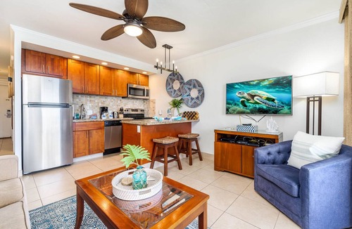 Honokowai Condo | Oceanfront Luxury Kuleana 614 Best View AC Pool Lanai