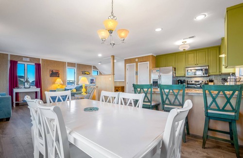 South Nags Head House | Oceanfront Views at Good Day Sunshine