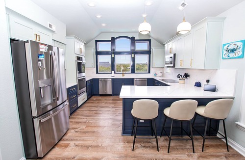 Pine Island House | Oceanside, Private Pool, Hot Tub, Rec Room-PI7, Island Breeze