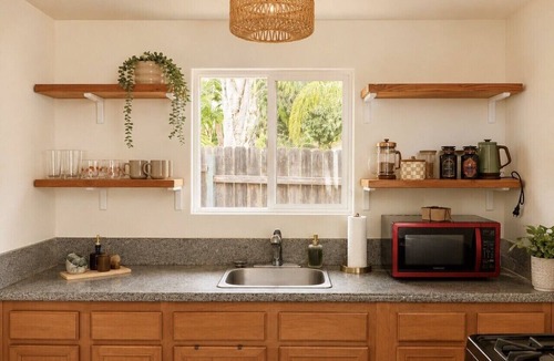 Mira Monte House | Ojai Pixie House – Cozy Garden Guesthouse