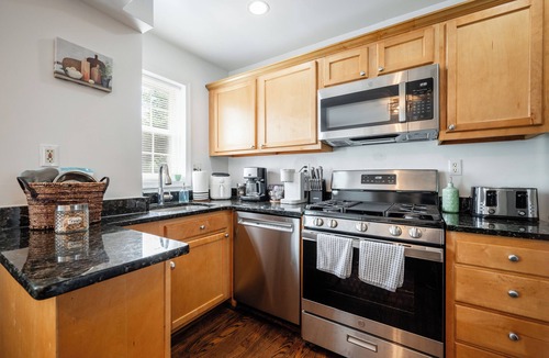Old Town West House | Old Town Metro Fenced Yard Walkable 2 King Beds Townhome