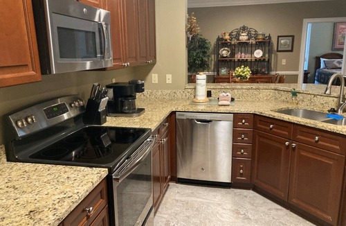 Maggie Valley Condo | On the Green - 2 bedroom/2 bath condo overlooking the 9th green