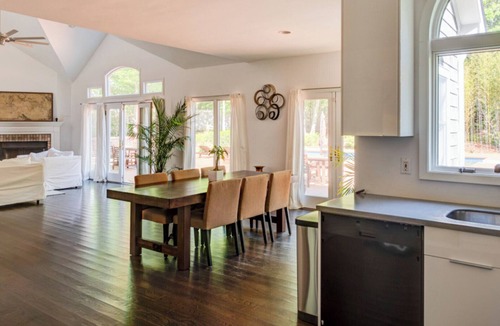 Tuckahoe House | Open Floor Plan, Private Tennis Court, Close to Ocean Beaches and.
