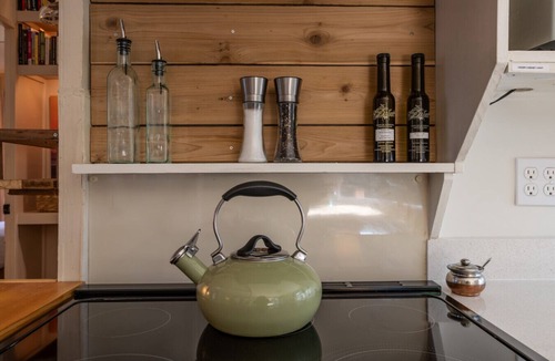 Sedro-Woolley House | Paddle, Sauna, Relax—Lakefront!