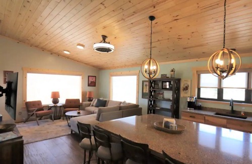 Torrey House | Peace, Privacy, Serenity and Panoramic Views from all windows. One of a Kind
