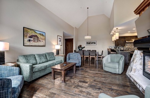 Peak 8 Condo | Penthouse 4 Bedroom Condo at Base of Peak 8