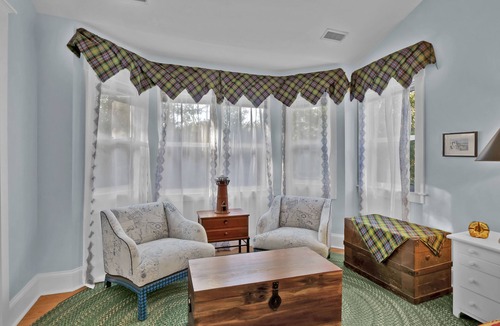 Bald Head Island Cottage | PET FRIENDLY Adorable 3 bedroom/3 bath cottage in convenient island location.