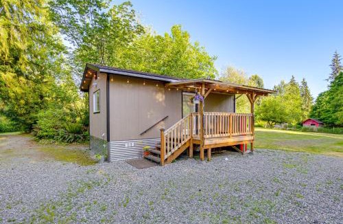 Woods Creek Apartment | Pet-Friendly Quaint Cottage: Park-Like Setting