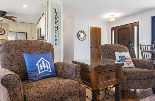 Big Cedars House | Pet Friendly Table Rock Retreat Steps from the Lake with Hot Tub, Billiards & Fireplace